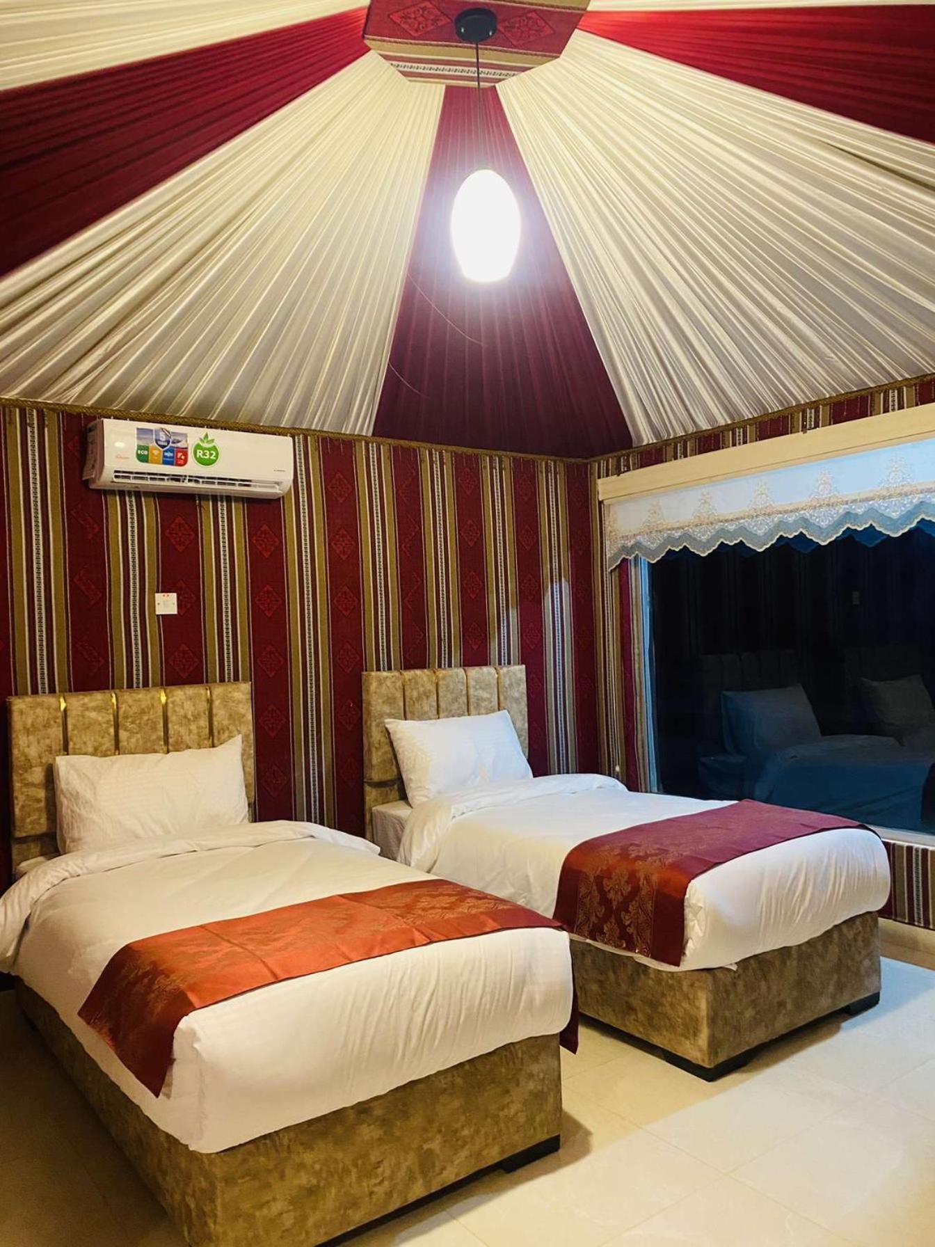 Wadi Rum Sky Camp المظهر الخارجي الصورة