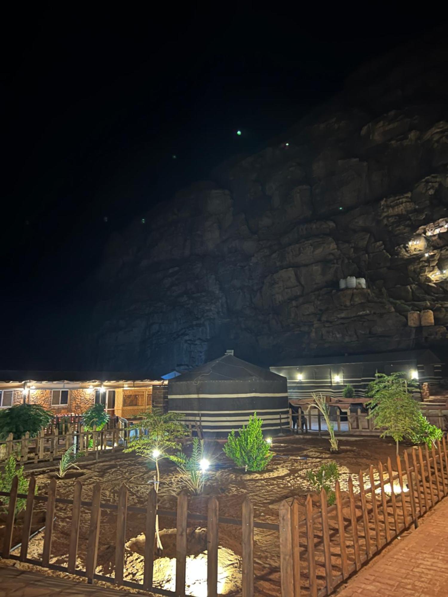 Wadi Rum Sky Camp المظهر الخارجي الصورة