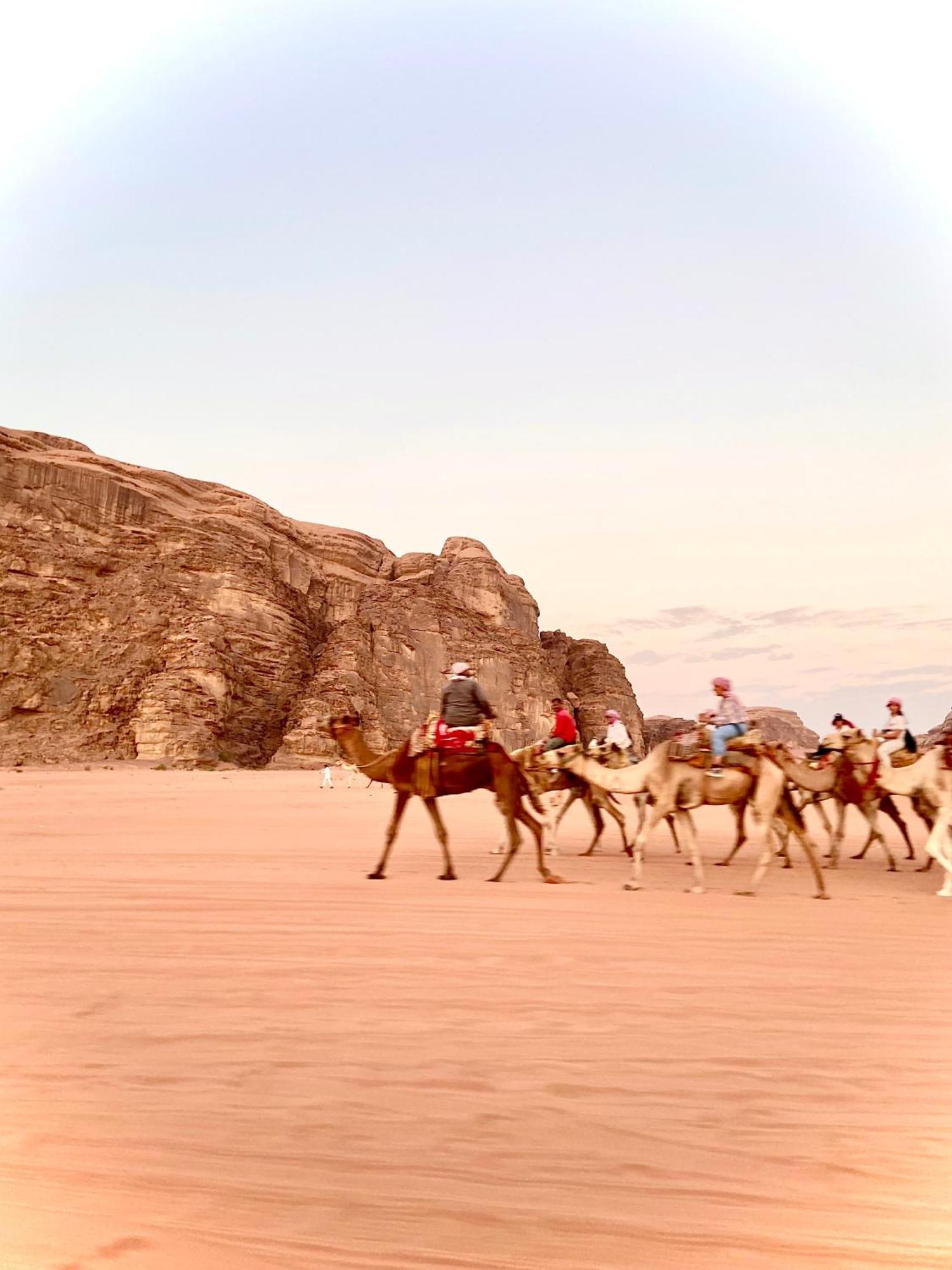Wadi Rum Sky Camp المظهر الخارجي الصورة